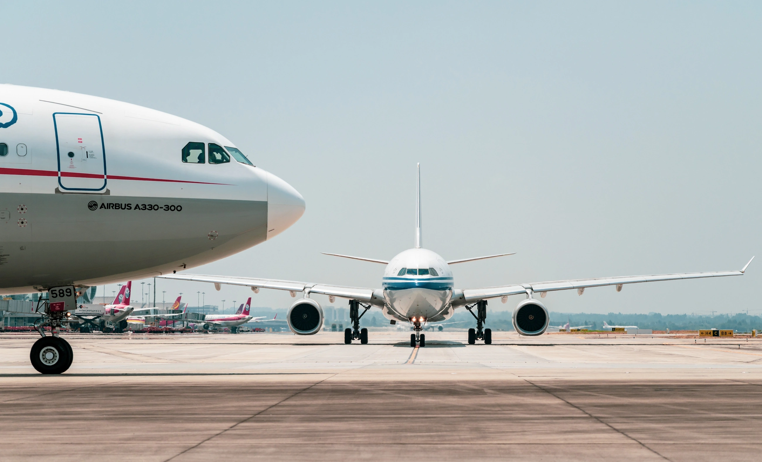 Aircraft & Aviation